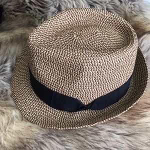 Woven brass plum fedora
